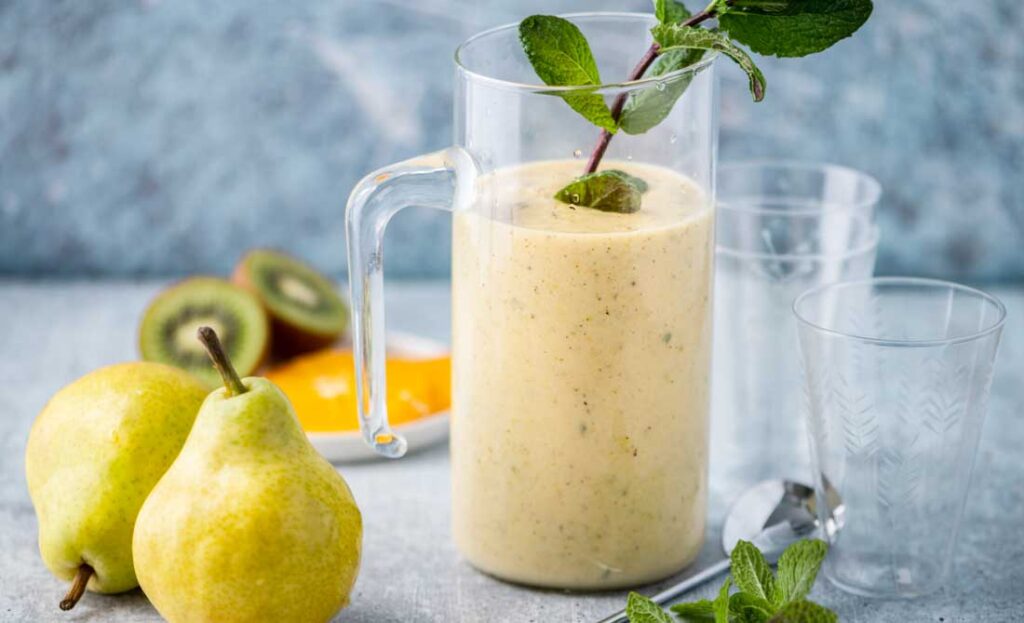 pear ginger smoothie